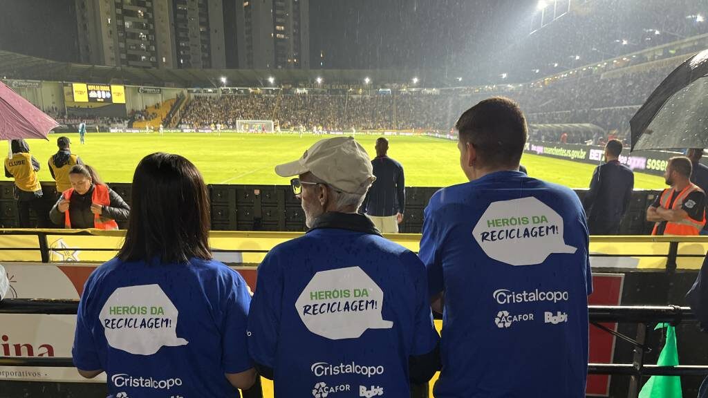 Criciúma realiza coleta para reciclagem em partidas pelo Campeonato Brasileiro